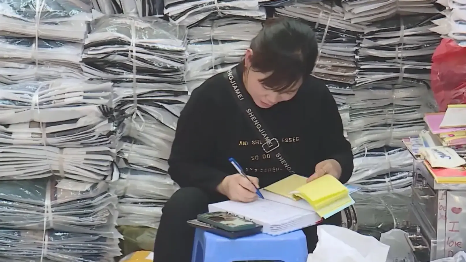 Đề xuất nâng ngưỡng doanh thu tính thuế hộ kinh doanh